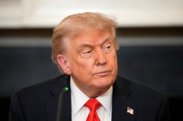 中国股票配资网网站 “解放洛杉矶” 特朗普令三部长联手“结束移民暴乱”